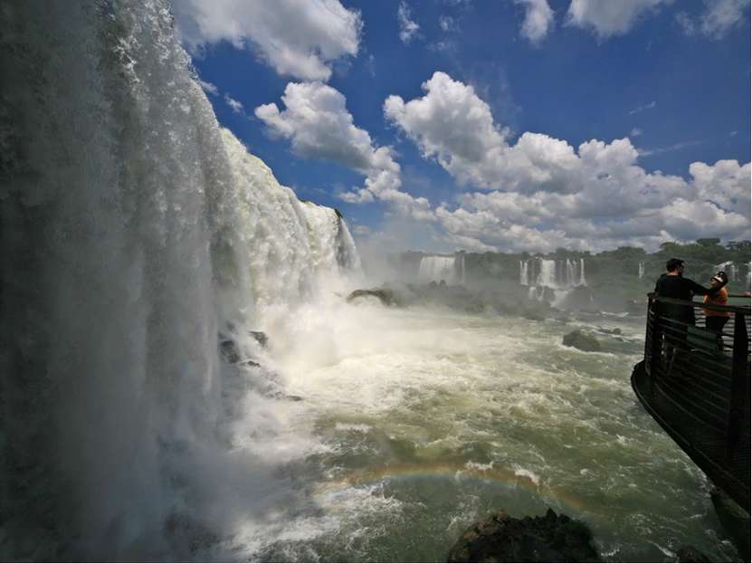 Автор: Карезина Н.В. Внутренние воды Южной Америки «Климат – отец вод» В. И.В...