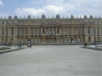 С 1674 Людовик XIV принял решение сделать своей резиденцией Версаль. Работы в...