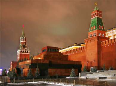 В Москве в стиле ампир работал Осип Бове. Им реконструирована после пожара 18...